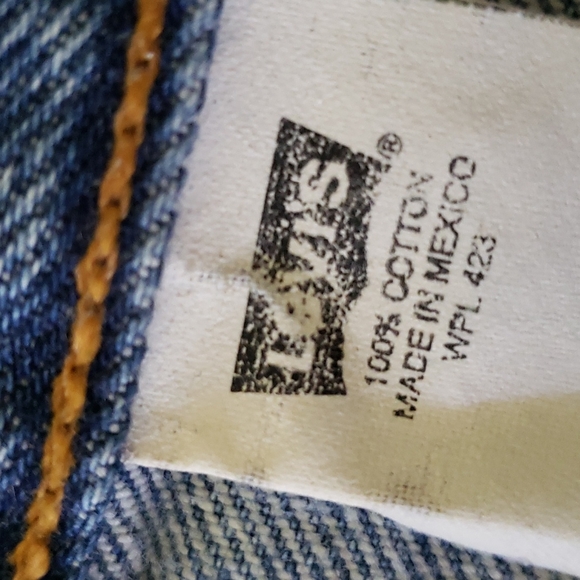 ❤ VINTAGE | 90s Levi's 501 Button Fly Jeans Medium Wash - Picture 3 of 12